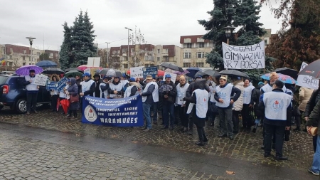 Sindicatul Liber din Învățământ, pichetare în Maramureș!