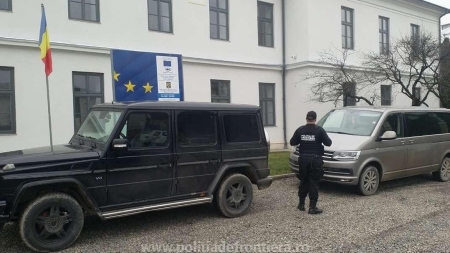 Două autoturisme în valoare de 300.000 lei, furate din Belgia, descoperite în Borșa de polițiștii de frontieră