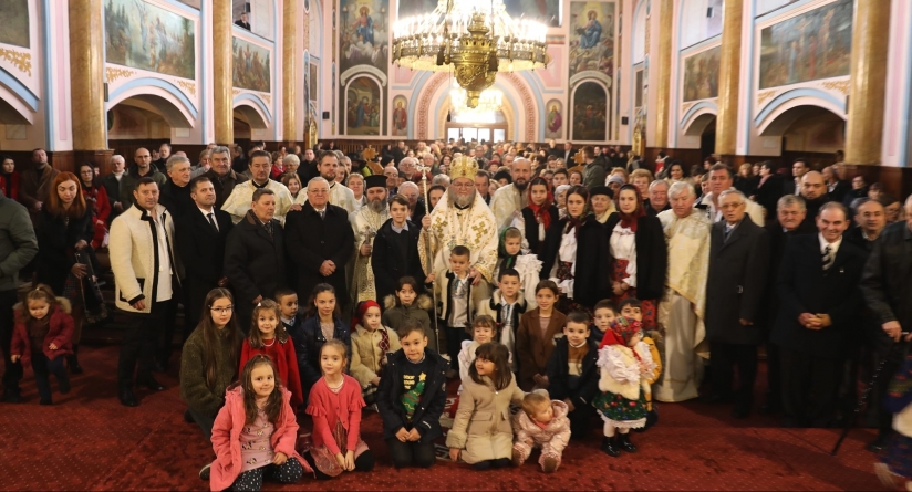 În această duminică: PS Iustin s-a aflat în mijlocul credincioșilor la Catedrala Istorică „Adormirea Maicii Domnului” din Baia Mare