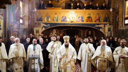 În această duminică: Liturghie Arhierească la Mănăstirea Bixad