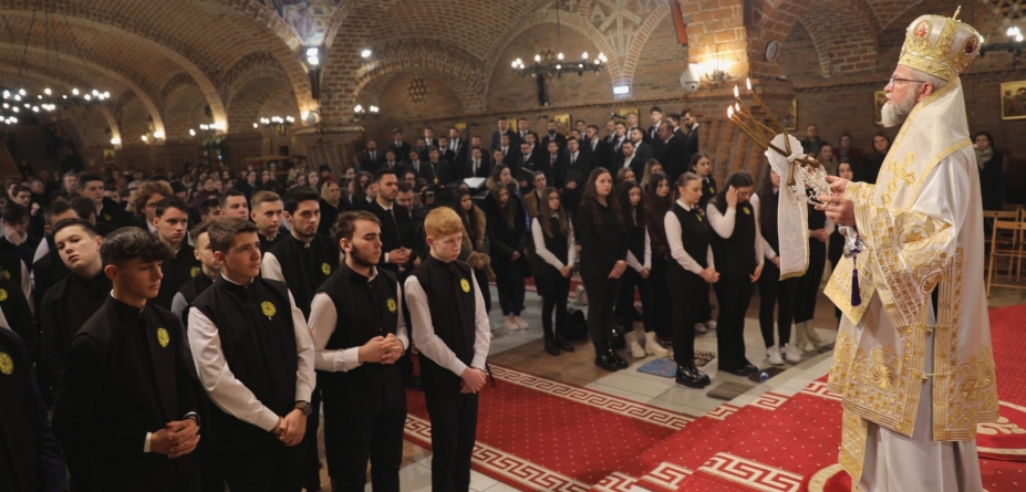 Hramul şcolilor teologice sărbătorit la Catedrala Episcopală „Sfânta Treime” din Baia Mare