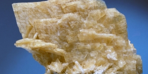 Baritină este exponatul săptămânii la Muzeul de Mineralogie Baia Mare