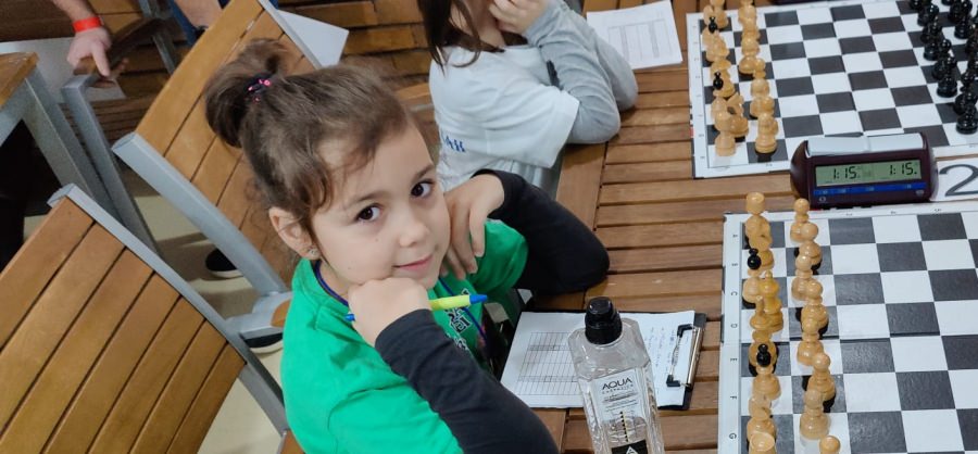 Performanță: Băimăreanca Vălean Sofia (7 ani) va reprezenta România la Campionatul Mondial Școlar de Șah din Grecia (FOTO)