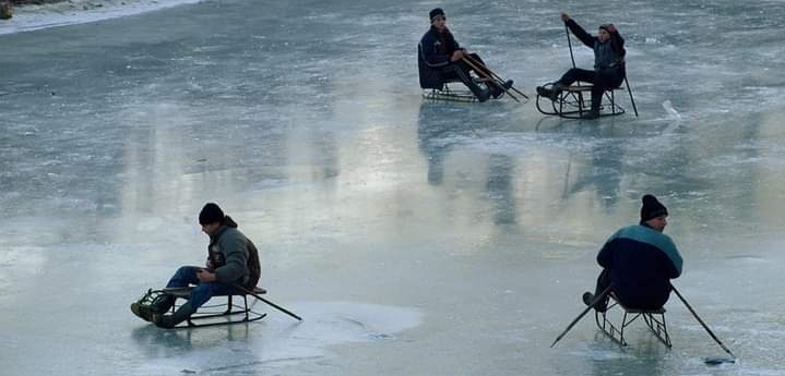 Maramureșenii în iernile de altădată; Concursuri pe râul înghețat