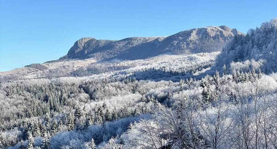 Un spectacol de frumusețe: Gutâiul sau aria montană maramureșeană care este o adevărată încântare pentru iubitorii naturii! Galerie foto splendidă!