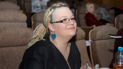 „Mihai Trăistariu caută vedetă”: Nora Deneș, artista noastră maramureșeană, este membră a juriului special, care va desemna cine este câștigătorul!