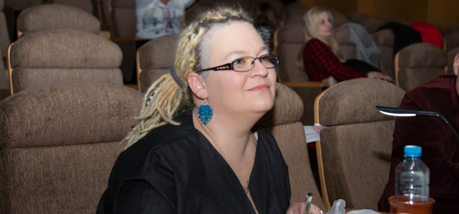 „Mihai Trăistariu caută vedetă”: Nora Deneș, artista noastră maramureșeană, este membră a juriului special, care va desemna cine este câștigătorul!