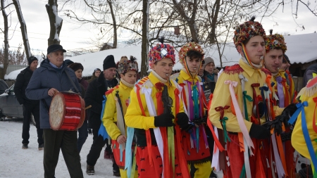 Este sărbătoare în familiile ucrainene din Maramureș: În 14 ianuarie mii de credincioși sărbătoresc Anul Nou! Iată tradiția lor minunată din județ!