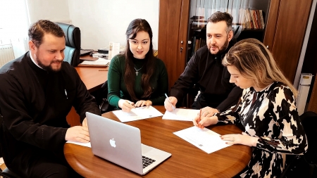 Proiect Special: Episcopia Ortodoxă Română a Maramureșului și Sătmarului anunță care sunt marii câștigători ai concursului de Ziua Culturii Române!