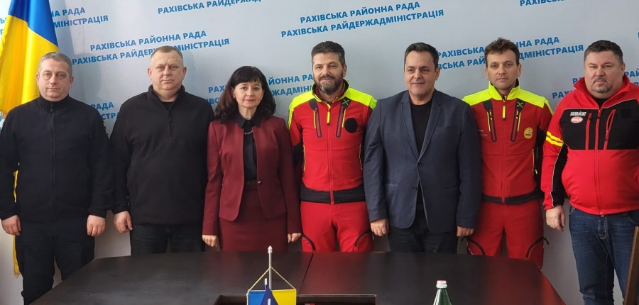 Anunț emis de Consulat: Oficiali din Maramureș, la activitate în Rahiv, pentru realizarea colaborării, între țări, pe componenta salvare montană!