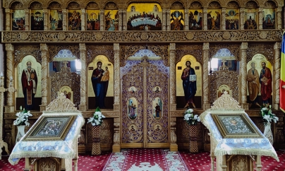 În Parohia Săcălășeni: PS Iustin va săvârși Sfânta Liturghie a Darurilor înainte sfințite