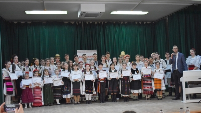 Cinci elevi din cadrul Școlii Populare de Artă Baia Mare au obținut premii la Concursul Regional „Împreună pentru tradiții și obiceiuri”