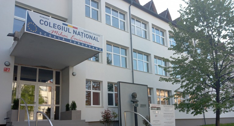 Elevi de la Colegiul „Mihai Eminescu” din Baia Mare calificați la Olimpiada de limba franceză și de limbi romanice