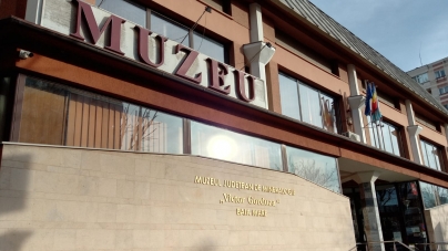 Ziua internațională a poeziei va fi marcată și la Muzeul de Mineralogie Baia Mare