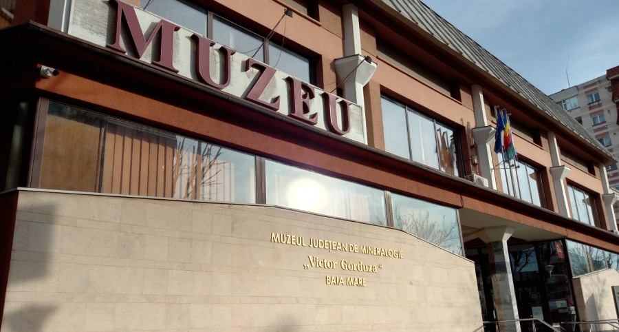 Ziua internațională a poeziei va fi marcată și la Muzeul de Mineralogie Baia Mare