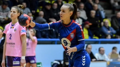 Handbal Feminin Naționala România: Este zi specială pentru căpitanul Minaurului și cea mai bună marcatoare! O aniversare în cantonamentul României!