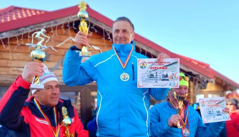 Mircea Iosif Miclea își confirmă valoarea! A câștigat trofeul la „Cupa Veteranilor” Straja-Lupeni, ediția 2023