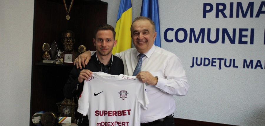 Un fotbalist de valoare: Răzvan Onea, maramureșeanul care joacă în prezent la vârful Superligii, profită, de vacanță, la maximum, acasă în Fărcașa!