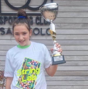 Premieră DirectMM! New Star: Sara Sitar, artistă a tenisului, a izbutit o reușită superbă! Un nou trofeu obținut de maramureșeancă cu perseverență!
