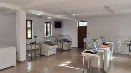 În Baia Sprie se deschide mâine hala de lactate din vecinătatea pieței agroalimentare