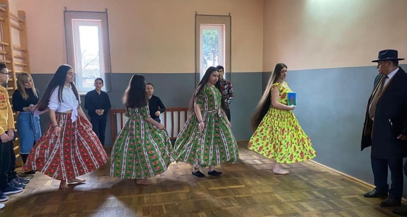 Ziua internațională a romilor a fost marcată la Școala Gimnazială „Ioan Slavici” Tăuții de Sus