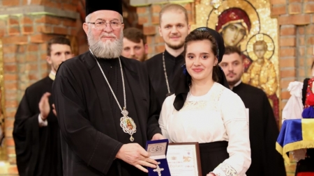 Băimăreanca Patricia Moldovan a obținut Marele Premiu al Concursului „Imn de slavă, dragoste și dor de dăinuire și nemurire”