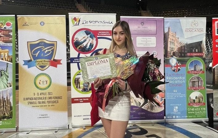 O elevă de la „Șincai” a obținut locul I la Olimpiada Națională de Limbi Romanice – Limba italiană