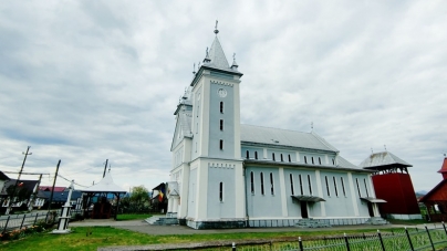 Atelier de confecționat mărțișoare la biserica din Săcălășeni