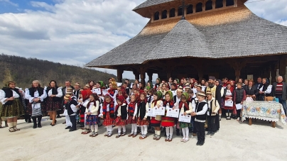 „Lăsați copiii să vină la Mine”: Zeci de elevi premiați în cadrul unui proiect educațional desfășurat în Văleni