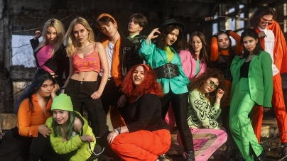 Ziua Internațională a Tineretului: Aici este Artspot Baia Mare, locul în care copiii maramureșeni învață actorie! Descrierea unei povești frumoase!