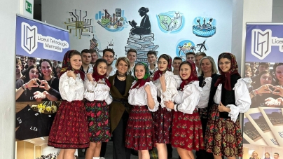 Faza regională a „Business Plan”, județul Maramureș: Echipele calificate sunt prezente la concursul școlar, care este găzduit de Liceul „Marmația”!