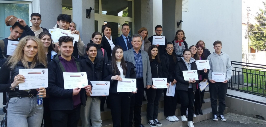 Concursul școlar de contabilitate, faza pe Maramureș: Doi elevi ai „Marmația”, o reușită formidabilă! Vor reprezenta județul, la faza națională!
