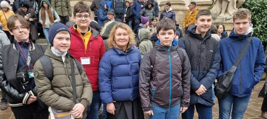 Avem viitor la fizică: 9 elevi maramureșeni au realizat, în weekend, o figură frumoasă, la olimpiada națională școlară! Iată performerii din județ!