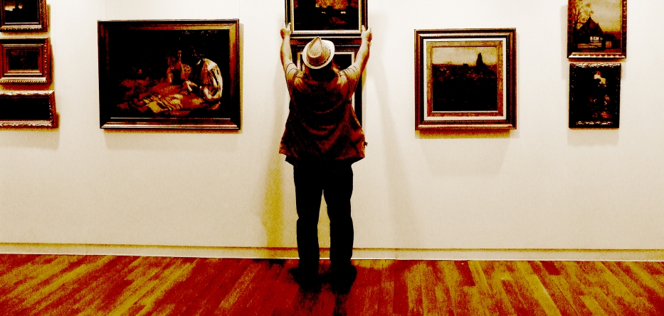 Editorialul de sâmbătă: DEX–ul, sexul şi cultura la românii din post–tranziţie (VII)