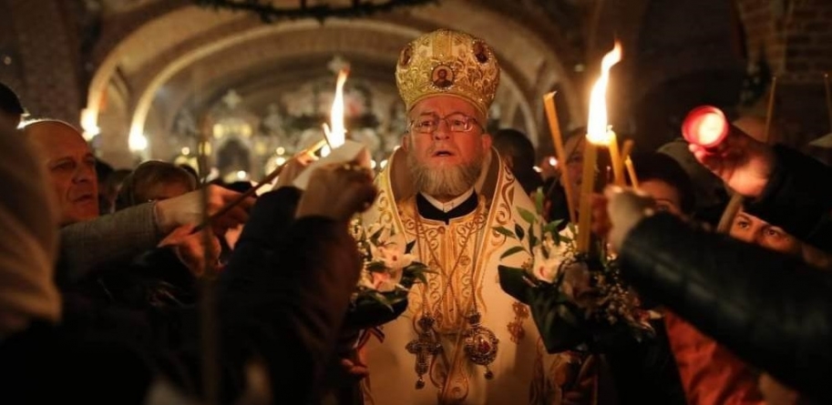 Miracolul Învierii va fi prezent în Maramureș: Creștinii Ortodocși vor putea lua Lumina Sfântă, ca în fiecare an! Informarea Specială a Episcopiei!