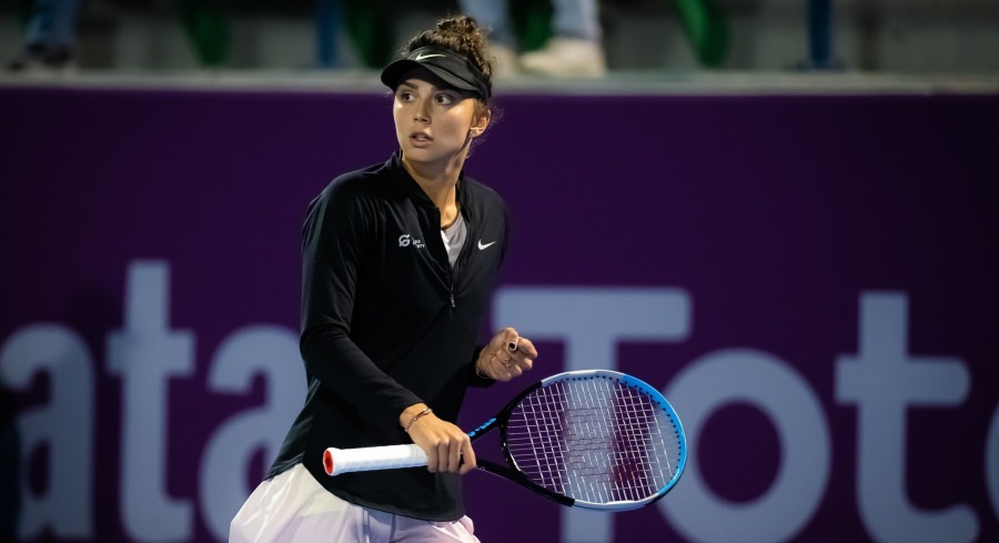 România conduce după victoria obținută de Jaqueline!