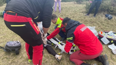 Salvamont a acționat în zona Preluca Veche, pentru a salva o turistă accidentată la picior