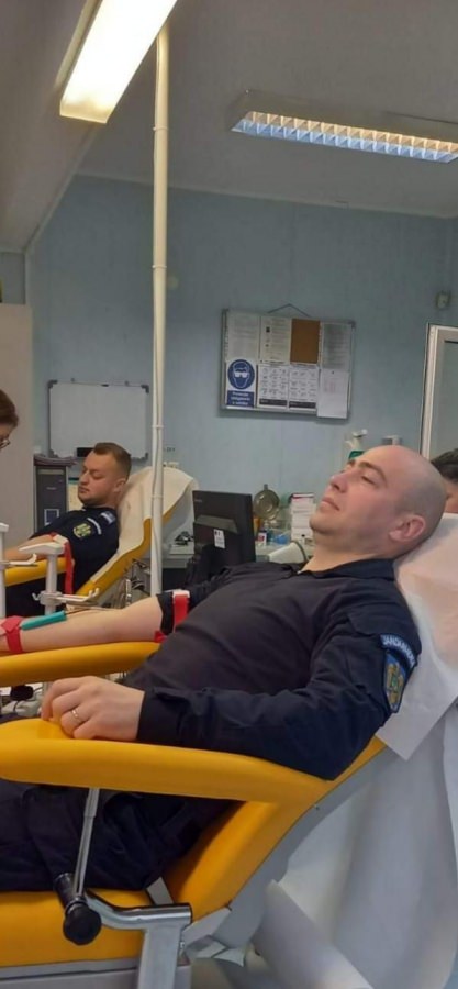 Jandarmii maramureșeni s-au alăturat campaniei „Donează sânge, salvează o viață!”