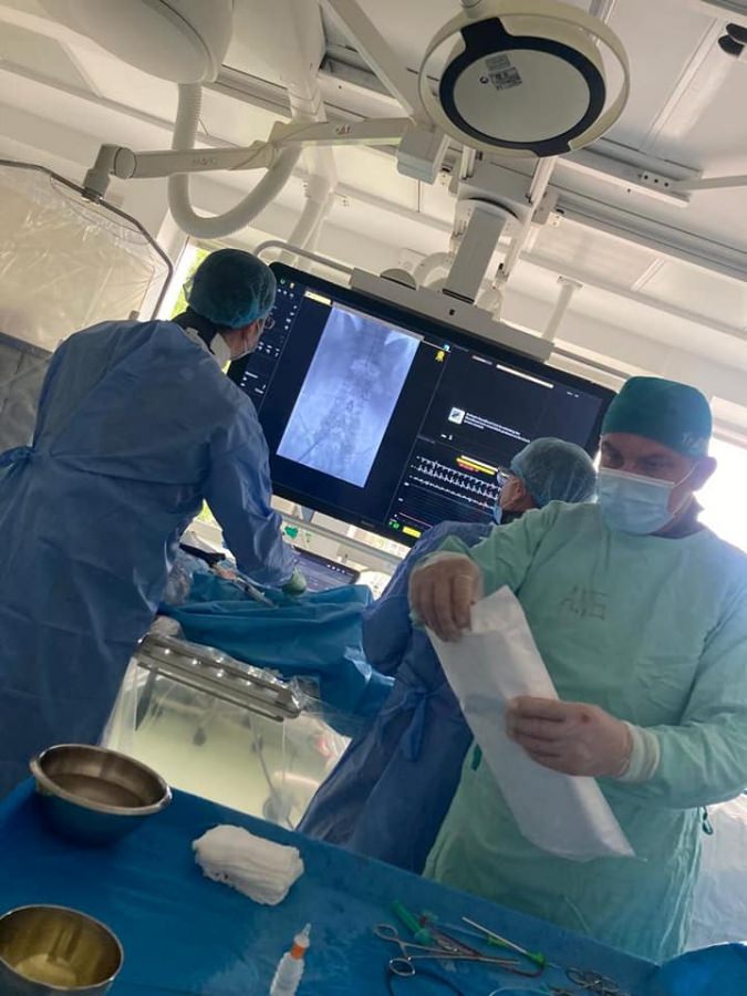 Trei intervenții complexe de endoprotezare aortică – EVAR efectuate cu succes la Spitalul Județean Baia Mare