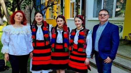 Echipajul Colegiului Național „Dragoș Vodă” din Sighetu Marmației, locul II la etapa națională a Concursului Interdisciplinar “Cultură și Civilizație în România”