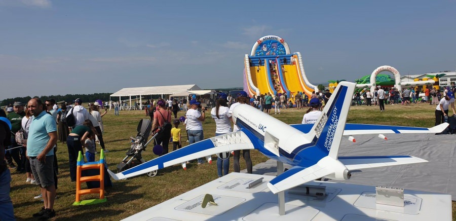 Multă distracție și bucurie la aeroclubul băimărean: Ziua Copilului, marcată adecvat cu atracții speciale pentru cei mici, atmosferă de sărbătoare!