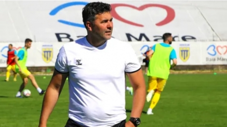 Fotbal Liga 3 România: Minaur Baia Mare are antrenor nou în sezonul sportiv viitor, în persoana celui demis de conducere, la mijloc de octombrie!