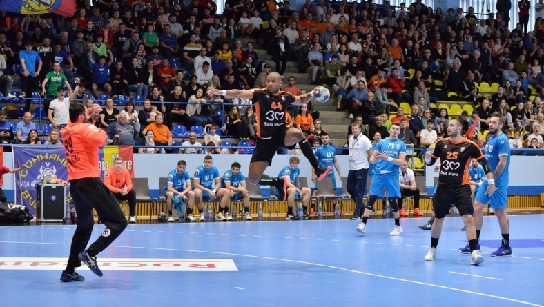 CS Minaur Baia Mare și CSM Constanța vor juca mâine cu trofeul pe masă