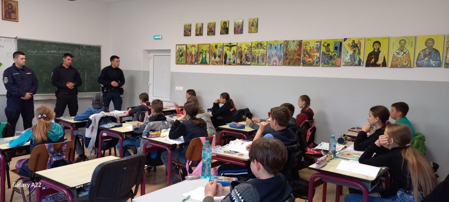 Acțiune educativă a jandarmilor cu elevi maramureșeni!