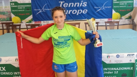 Marea speranță a tenisului: Sara Sitar, campioană a Maramureșului, din nou, o reușită superbă! Un titlu important, la dublu, adjudecat de sportivă!