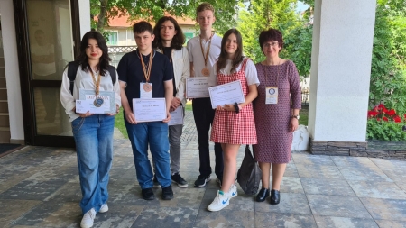 Olimpiada de Astronomie și Astrofizică: Doi elevi din Maramureș calificați în lotul lărgit al României