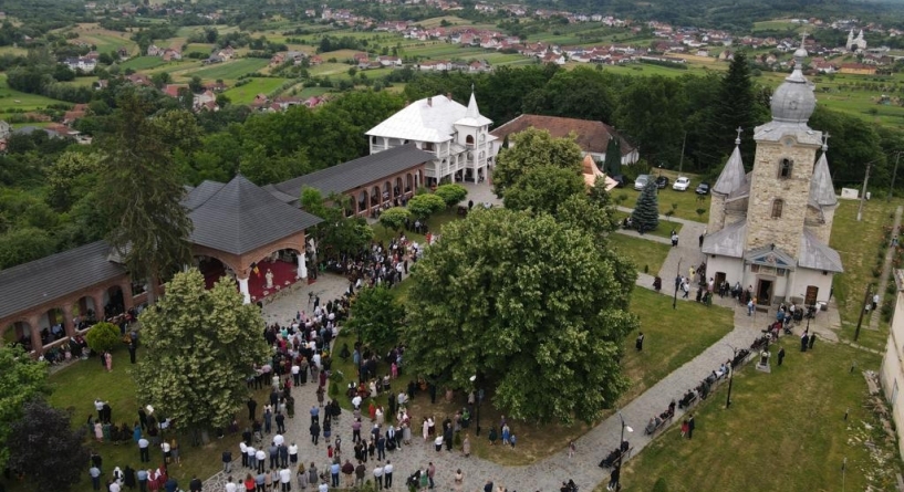 Mănăstirea Bixad și-a sărbătorit hramul în prezența a trei ierarhi