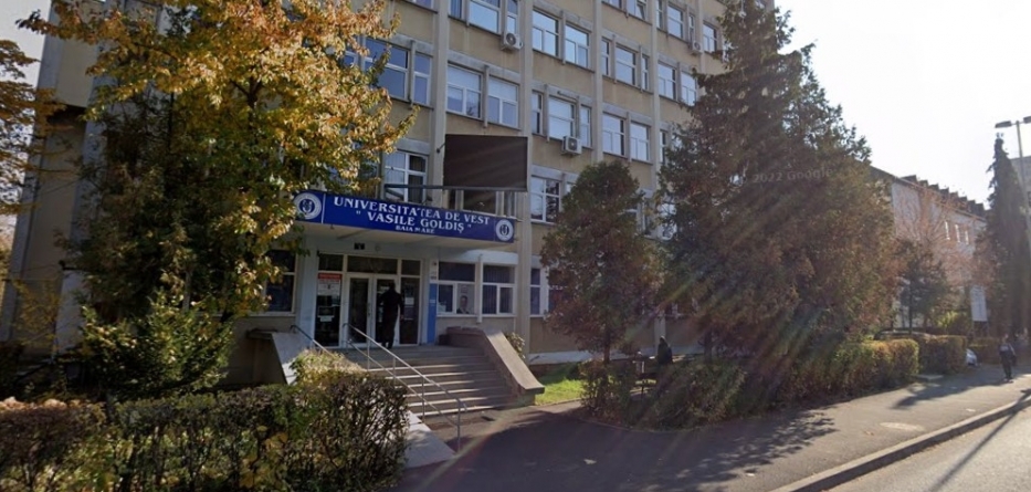 Se fac înscrieri la Universitatea de Vest „Vasile Goldiș” din Baia Mare