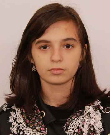 Antonia, 17 ani, a dispărut de acasă