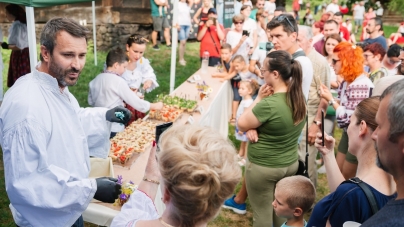 MândrIE maramureșeană, ediția 2023: Nicolai Tand, artist al bucătăriei, va veni la festivalul băimărean; Care este povestea lui de viață și carieră